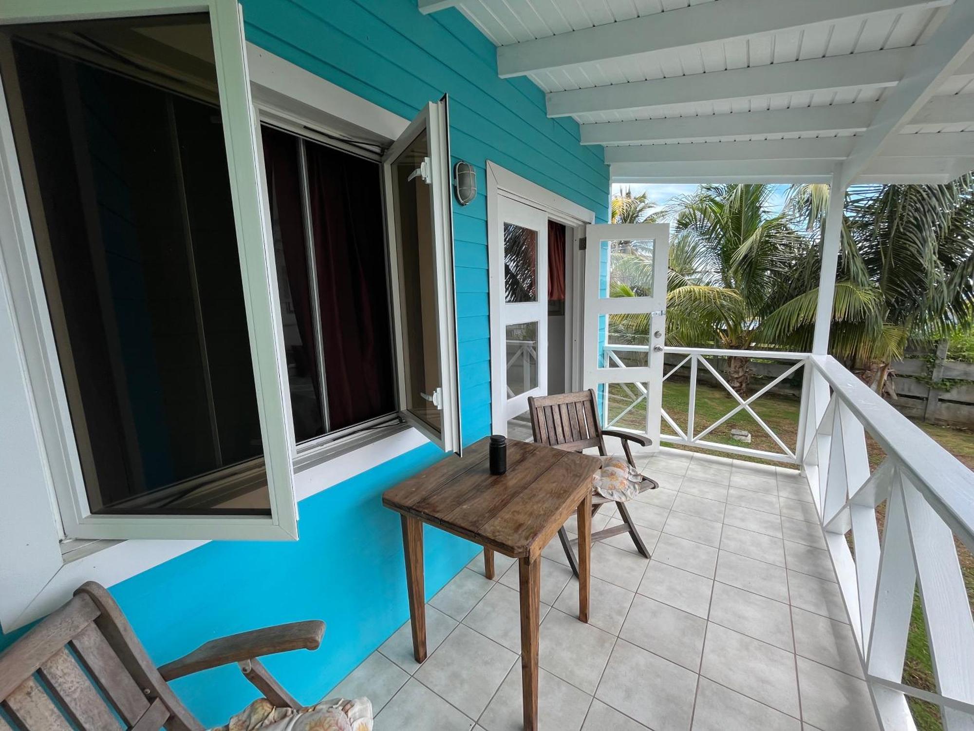 Studio Blu At Waves Villa Guesthouse Brighton Village Exteriör bild