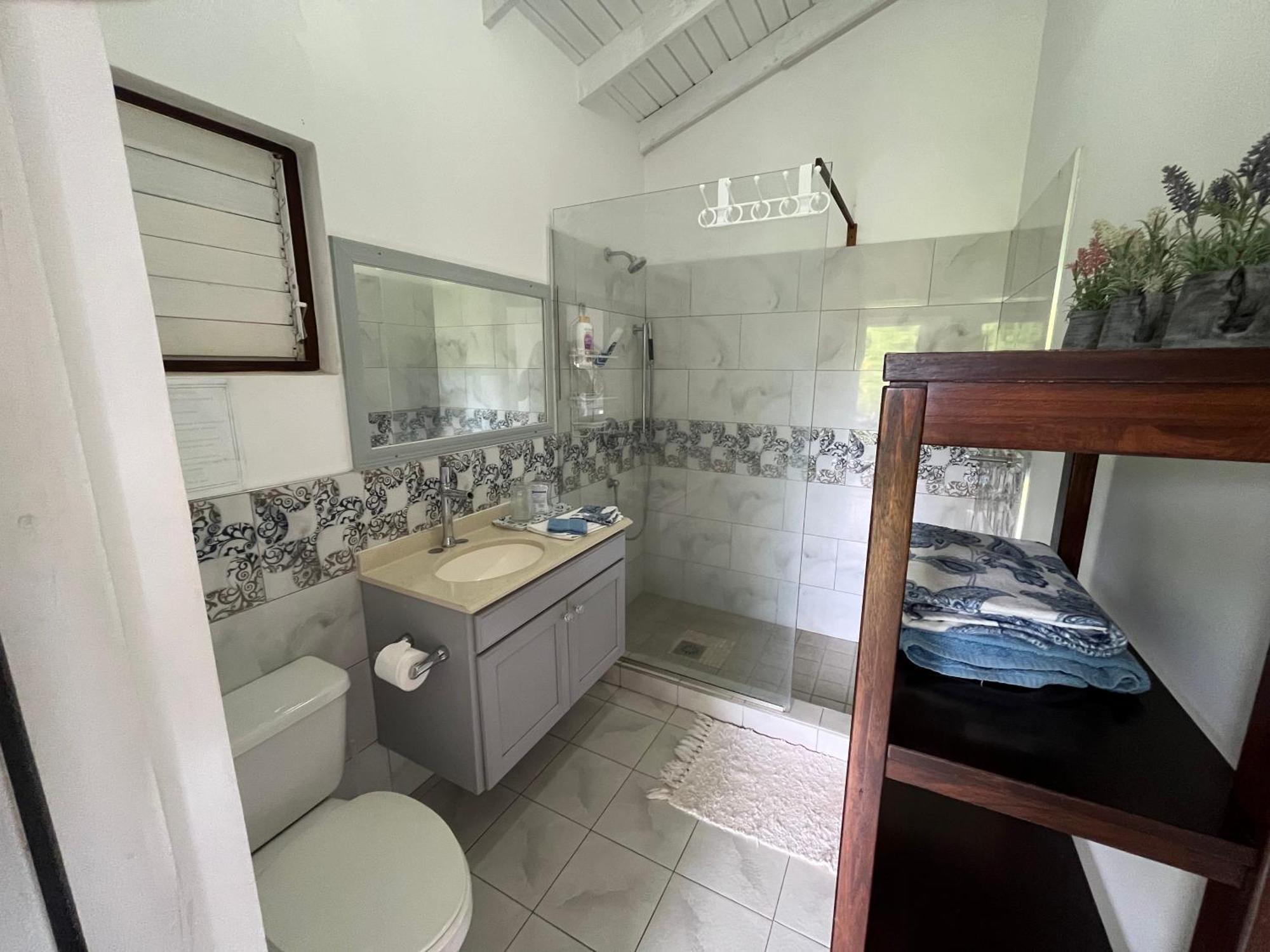 Studio Blu At Waves Villa Guesthouse Brighton Village Exteriör bild